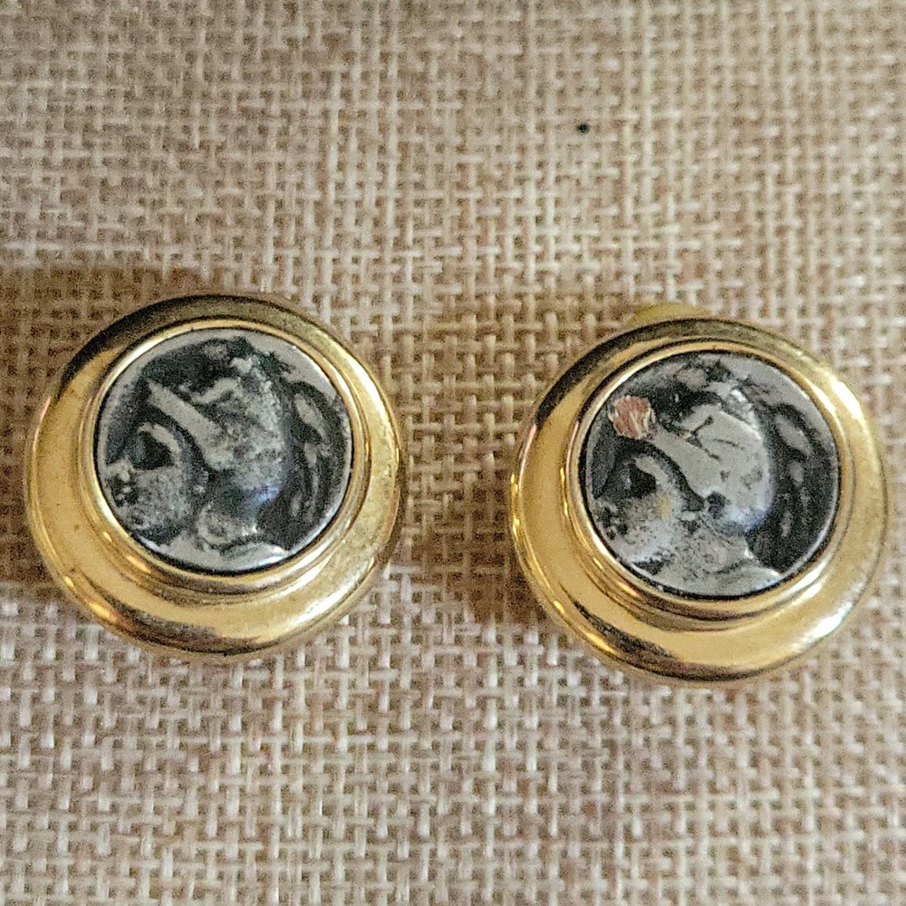Erwin Pearce Vintage Gold Roman Intaglio Clip On Earrings Size 1" Dark Academia